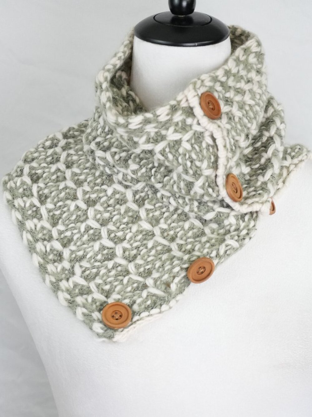 NWT Simply Noelle Nantucket Collection Scarf Chunky Knit Neck Cover G